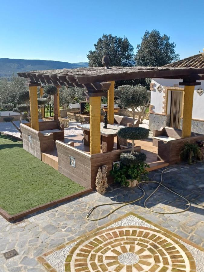 Villa Martinez Alquiler Rural Isabel Alcala del Valle Bagian luar foto