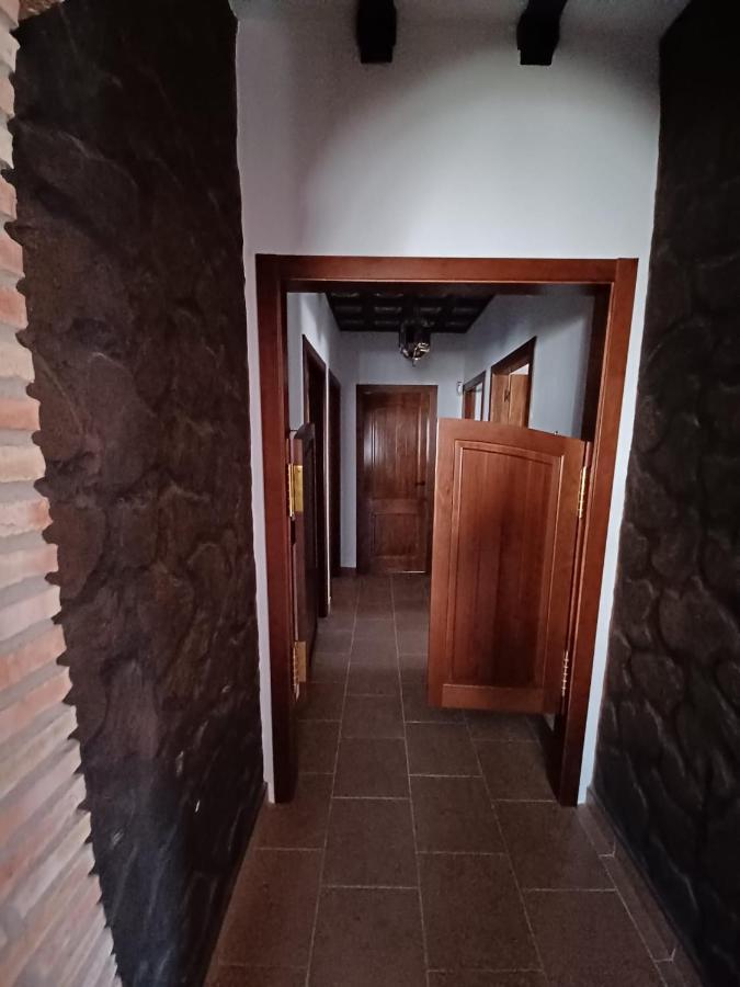 Villa Martinez Alquiler Rural Isabel Alcala del Valle Bagian luar foto