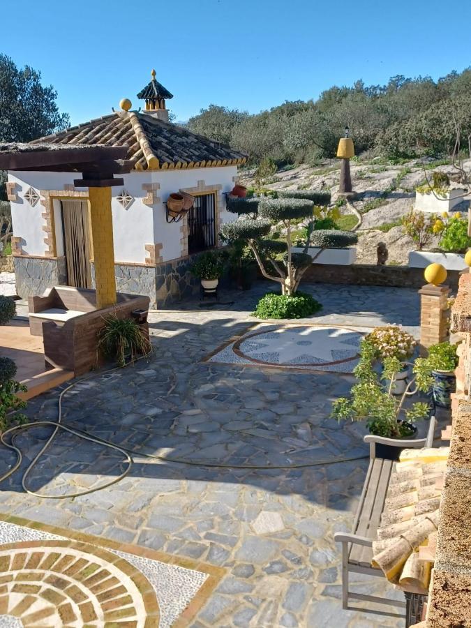 Villa Martinez Alquiler Rural Isabel Alcala del Valle Bagian luar foto